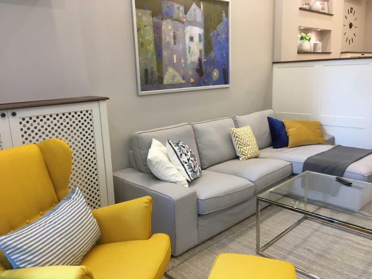 A Luxury Apartment With Patio And Bbq ソフィア エクステリア 写真