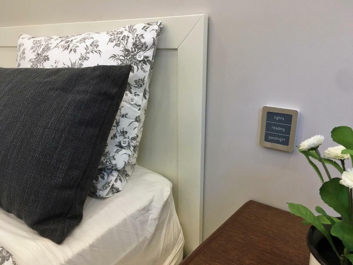 A Luxury Apartment With Patio And Bbq ソフィア エクステリア 写真